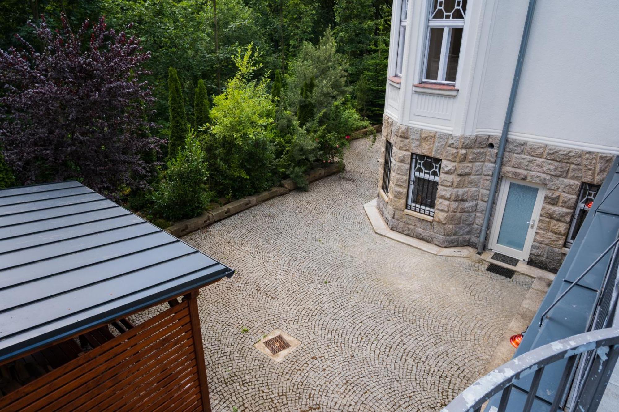 Ertlova Vila Jablonec nad Nisou Luaran gambar